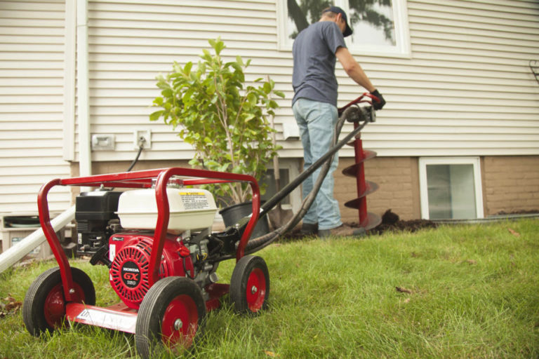 Mechanical Earth Drill In Soil