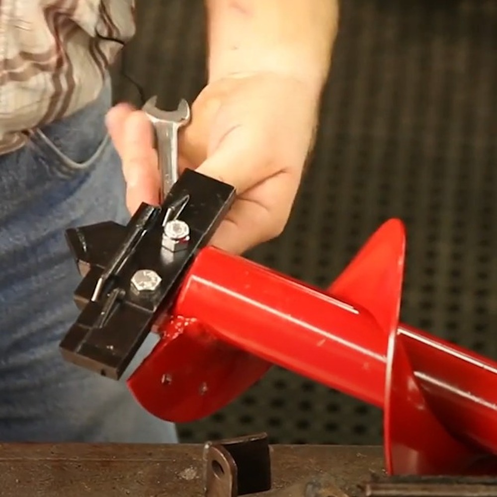 Replacing a Carbide Blade on An Auger